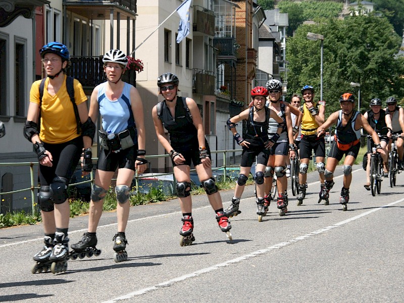 Pedalritter erobern das Mittelrheintal