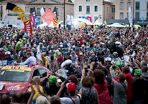 Inside Tour de France