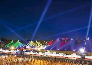 Fahrradklingel-Konzert auf Münchner Tollwood Festival